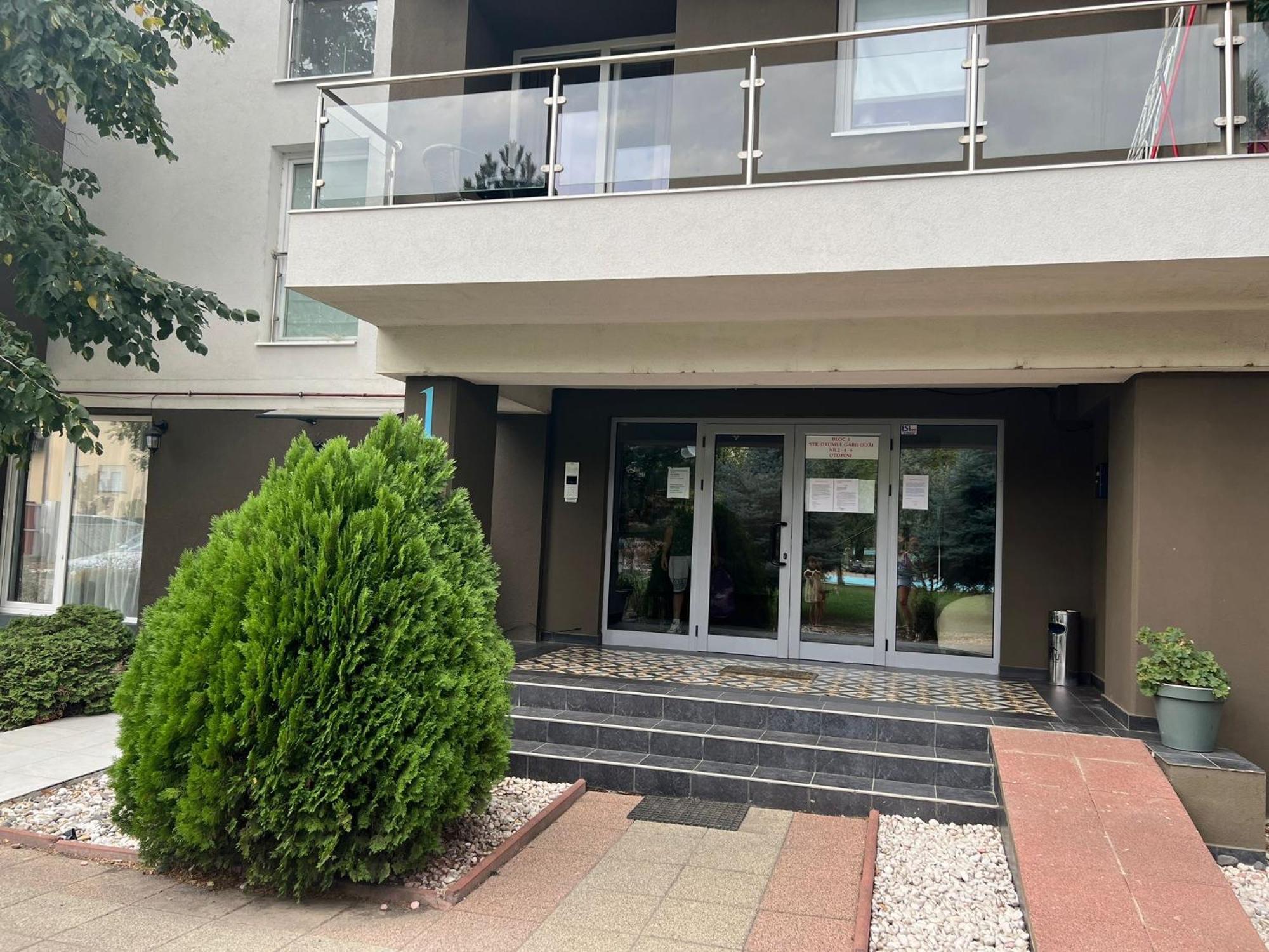 Tranzzit Airport Apartament Otopeni Exterior foto